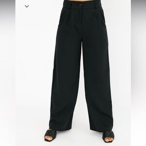 BNWT - Smash + Tess Harper II pants in black - Size M